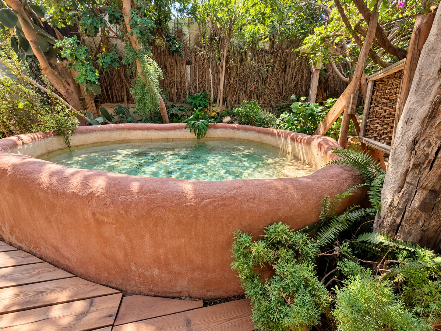 Cozy Lounge and Garden